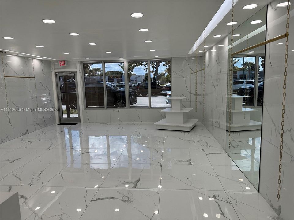 Recently Rented: $3,000 (0 beds, 0 baths, 0 Square Feet)