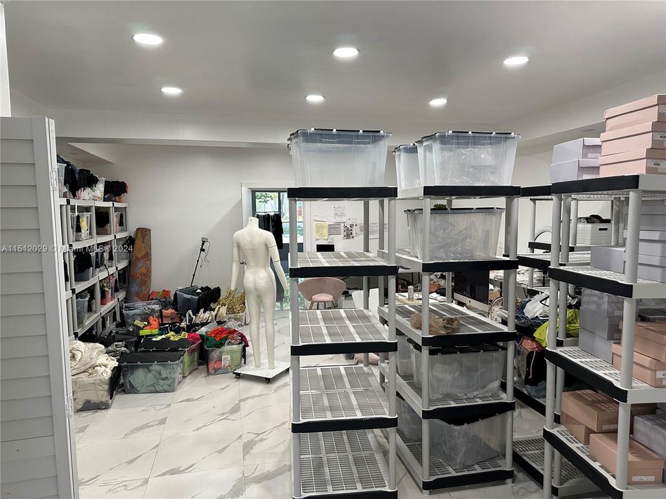 Recently Rented: $3,000 (0 beds, 0 baths, 0 Square Feet)