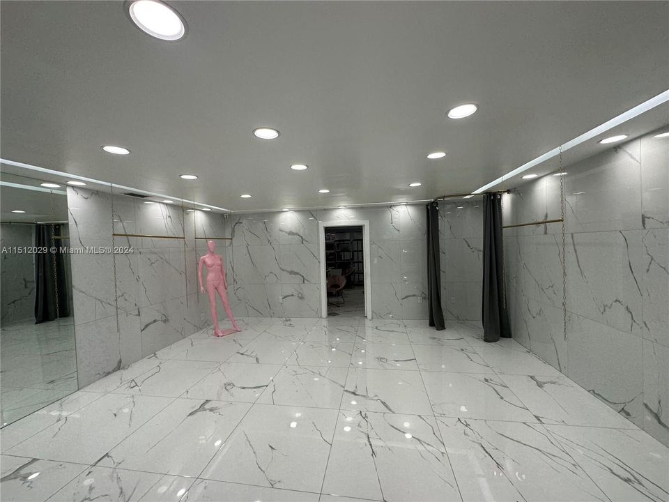 Recently Rented: $3,000 (0 beds, 0 baths, 0 Square Feet)