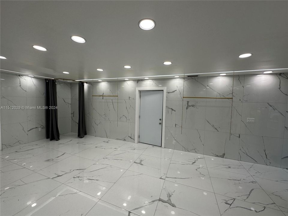 Recently Rented: $3,000 (0 beds, 0 baths, 0 Square Feet)