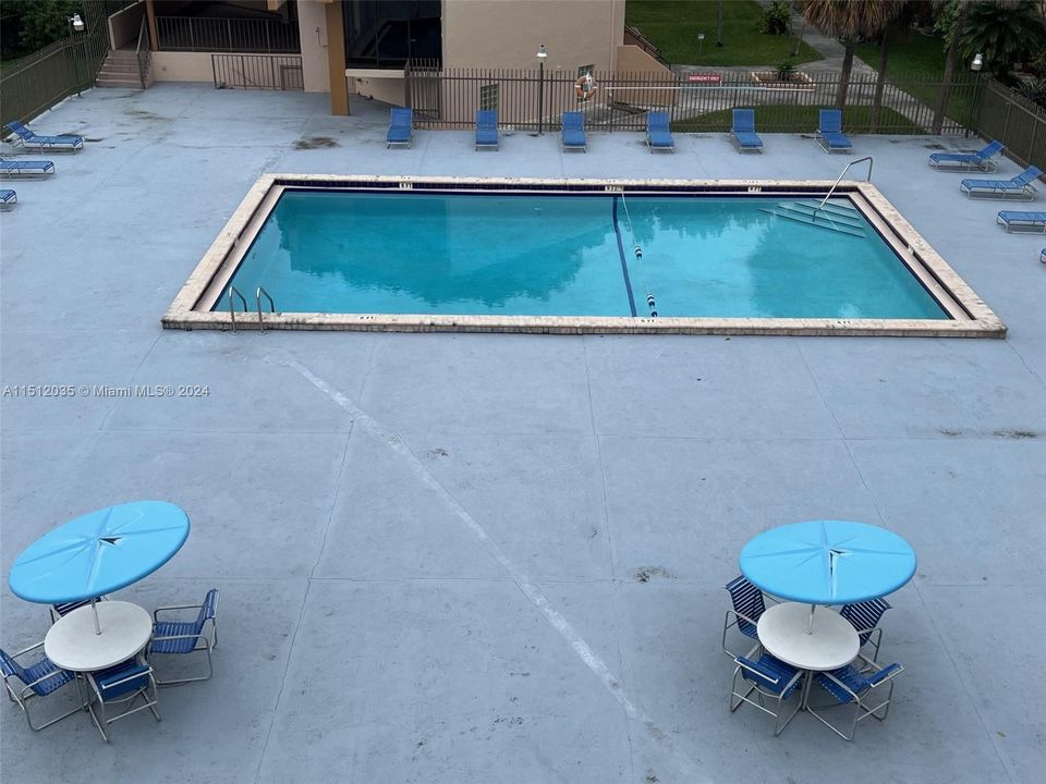 Recently Sold: $274,000 (3 beds, 2 baths, 1467 Square Feet)