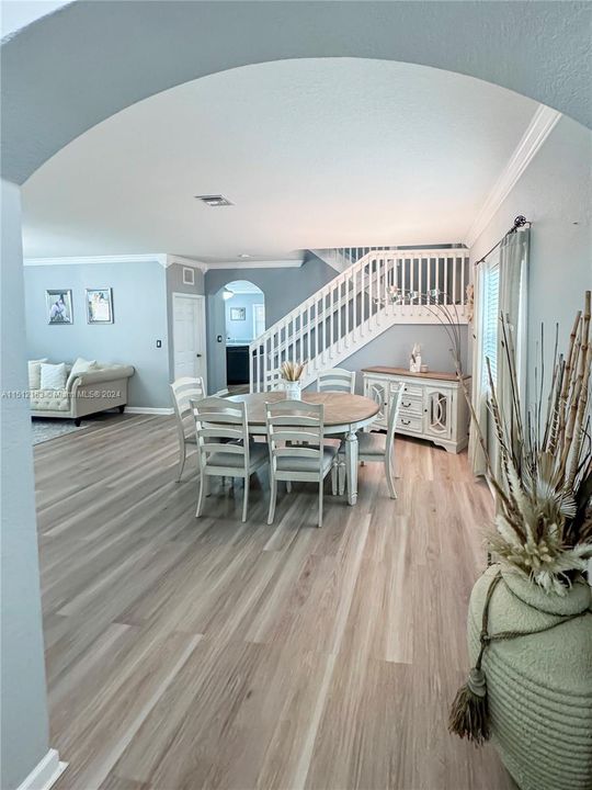 Recently Rented: $3,650 (4 beds, 2 baths, 2379 Square Feet)