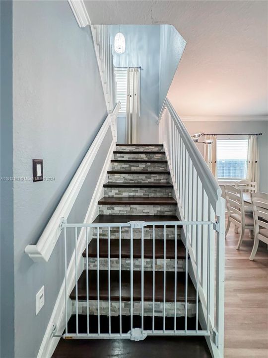 Recently Rented: $3,650 (4 beds, 2 baths, 2379 Square Feet)