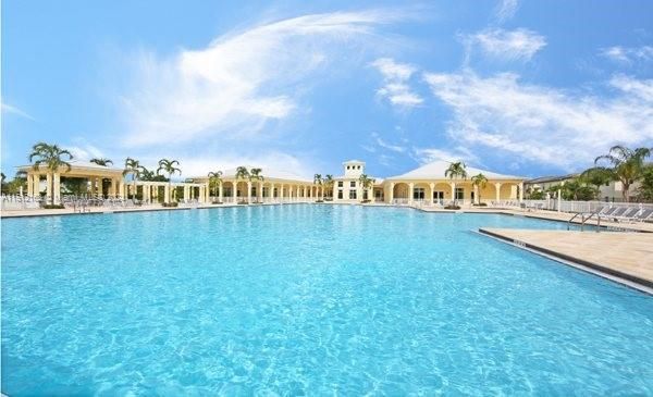 Recently Rented: $3,650 (4 beds, 2 baths, 2379 Square Feet)