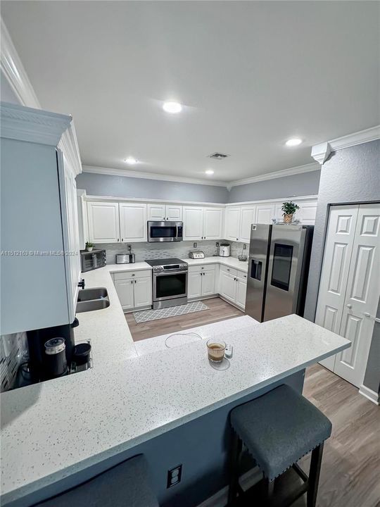 Recently Rented: $3,650 (4 beds, 2 baths, 2379 Square Feet)