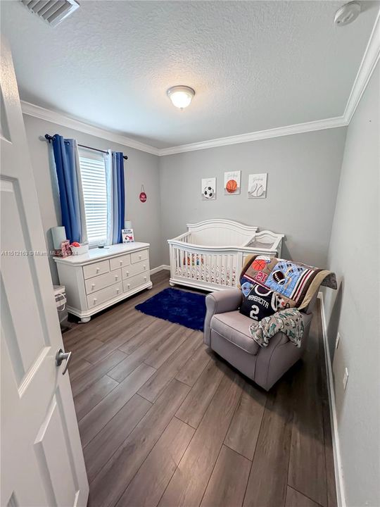 Recently Rented: $3,650 (4 beds, 2 baths, 2379 Square Feet)