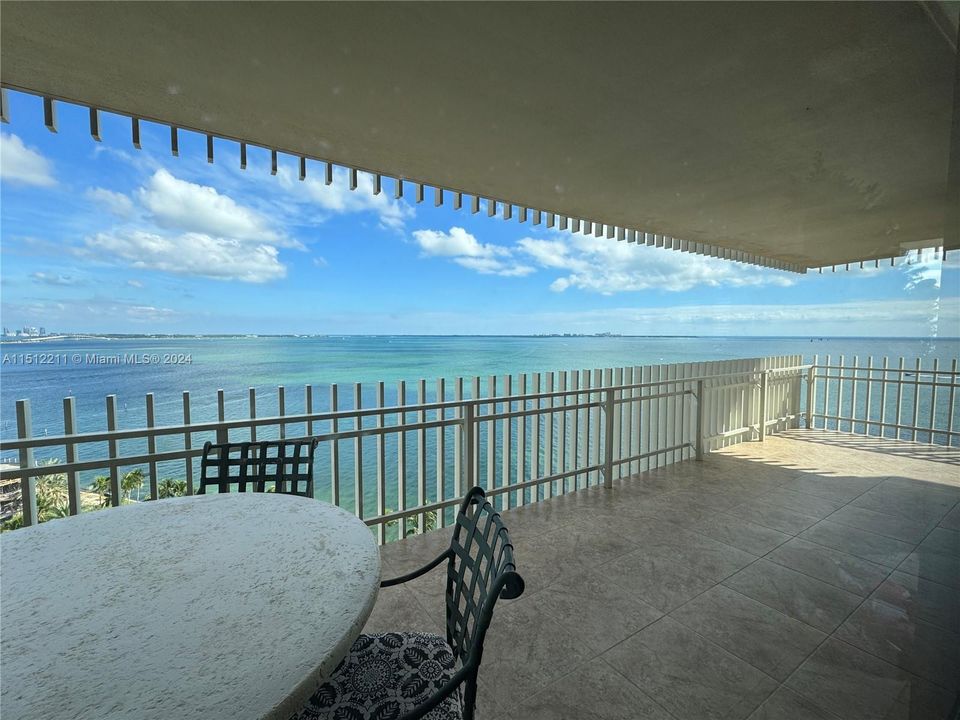 Beautiful Open Bay Views