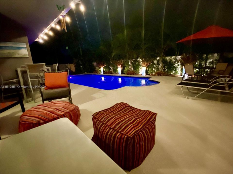 Recently Rented: $5,900 (4 beds, 2 baths, 2444 Square Feet)