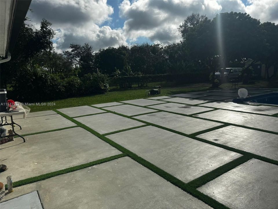 Recently Rented: $4,800 (3 beds, 2 baths, 2504 Square Feet)