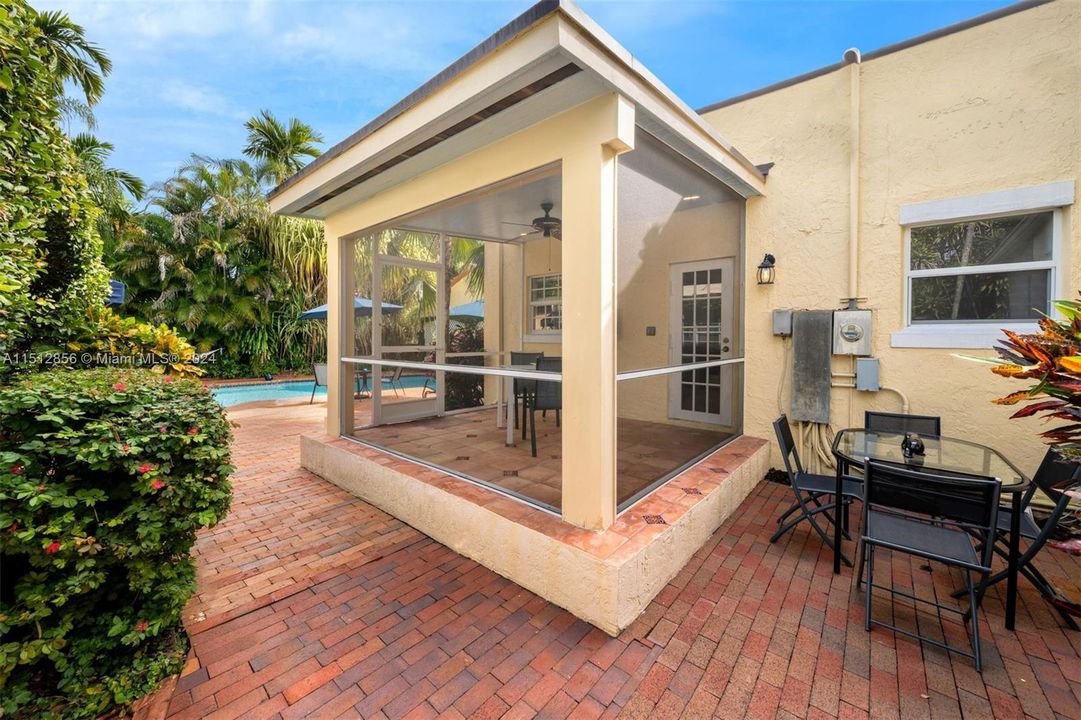 Screened Patio Accessible from Kitchen