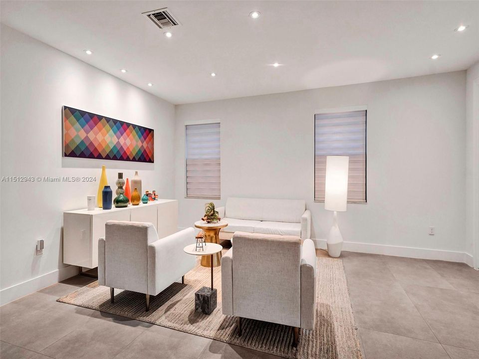 最近租的: $7,000 (4 贝兹, 3 浴室, 2650 平方英尺)