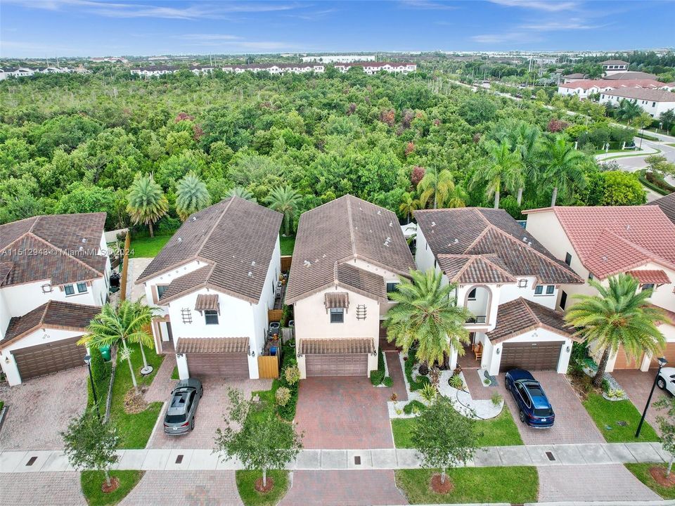 最近租的: $7,000 (4 贝兹, 3 浴室, 2650 平方英尺)