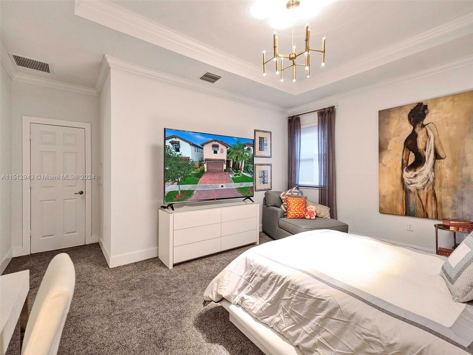 最近租的: $7,000 (4 贝兹, 3 浴室, 2650 平方英尺)