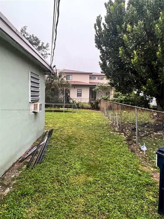 Recently Sold: $489,900 (0 beds, 0 baths, 1250 Square Feet)