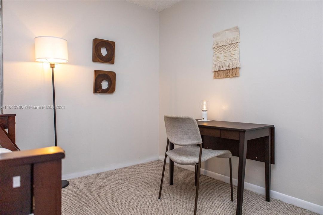 For Rent: $3,700 (3 beds, 2 baths, 1183 Square Feet)