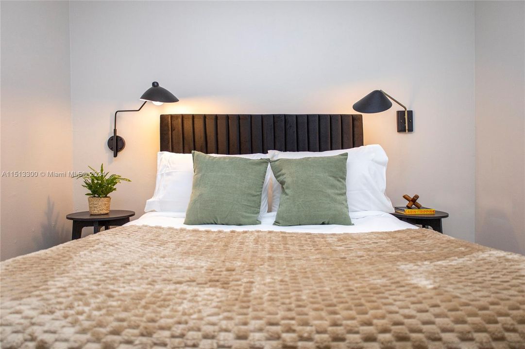 For Rent: $3,700 (3 beds, 2 baths, 1183 Square Feet)