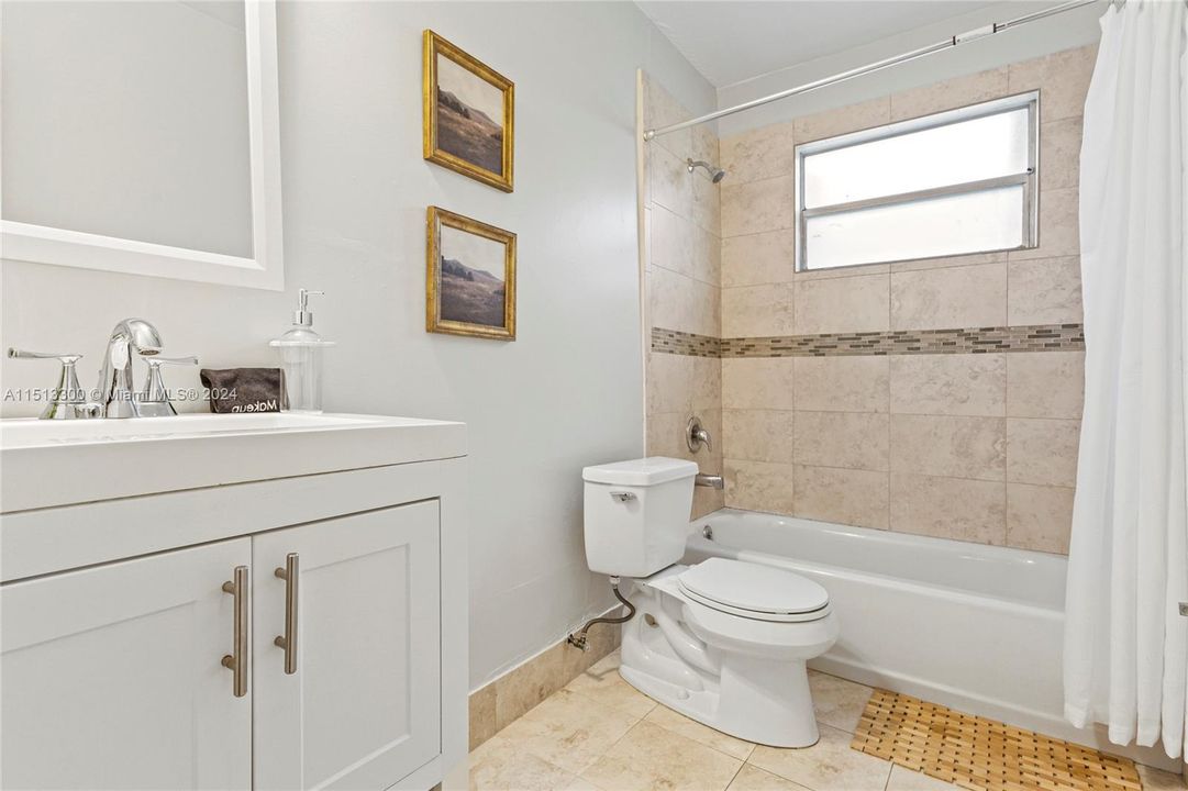 For Rent: $3,700 (3 beds, 2 baths, 1183 Square Feet)