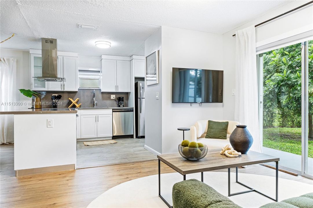 For Rent: $3,700 (3 beds, 2 baths, 1183 Square Feet)