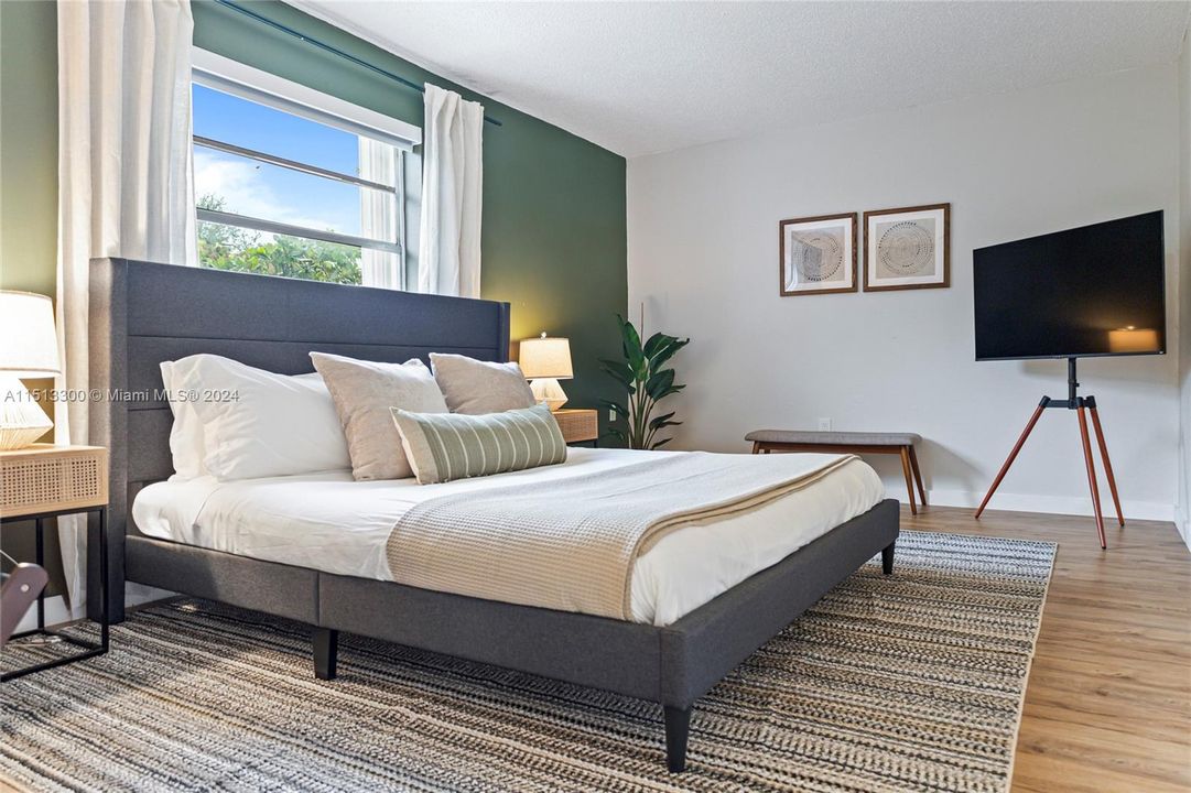 For Rent: $3,700 (3 beds, 2 baths, 1183 Square Feet)