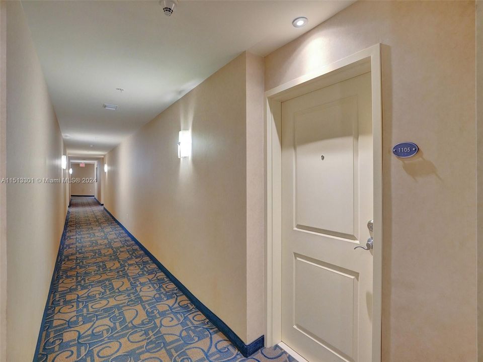 Недавно продано: $580,000 (2 спален, 2 ванн, 1251 Квадратных фут)