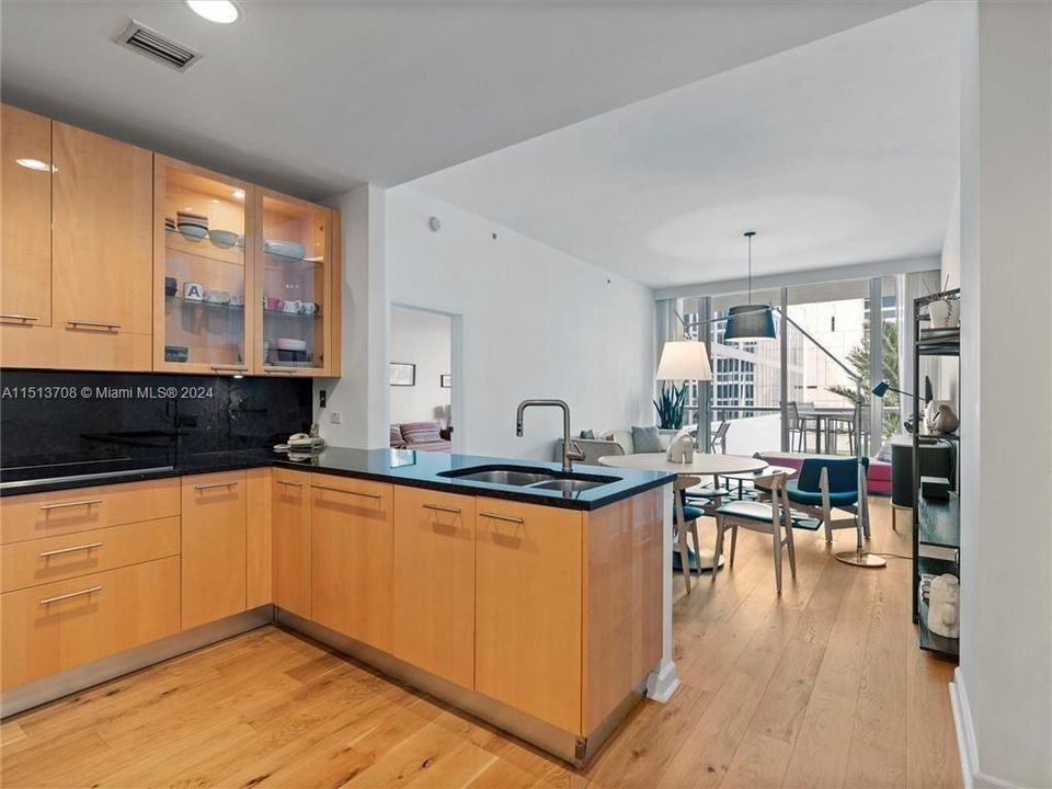 Recently Rented: $10,000 (2 beds, 2 baths, 1255 Square Feet)