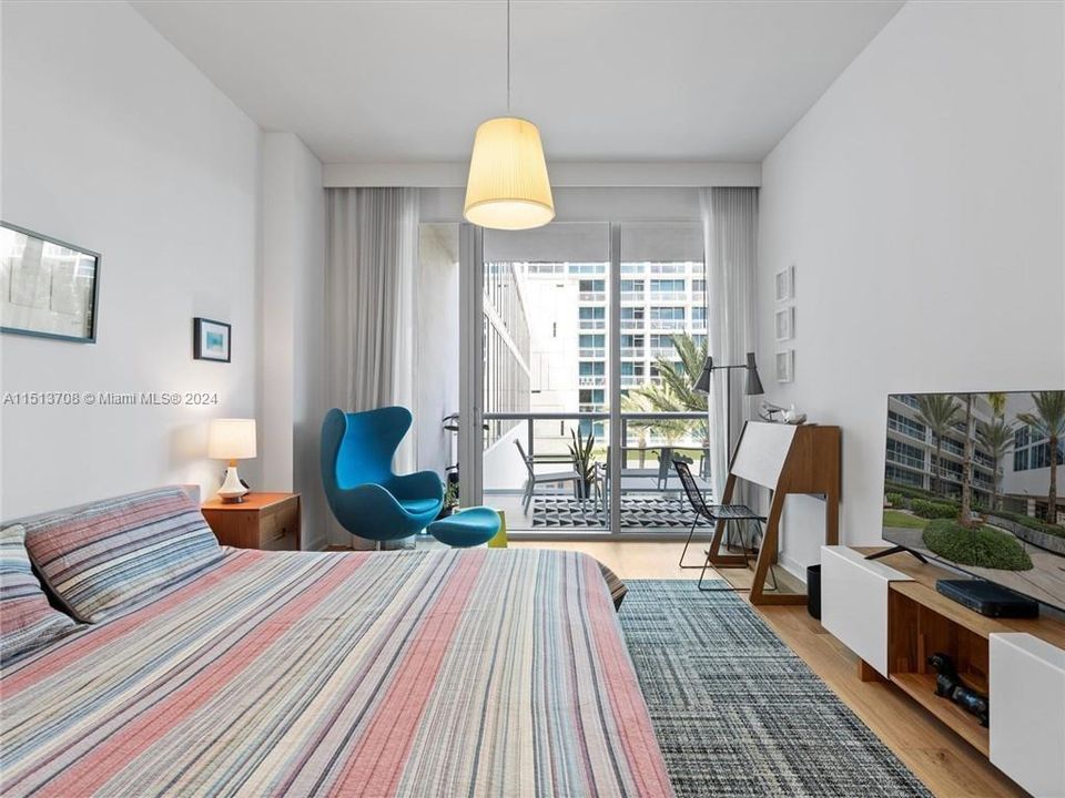 Recently Rented: $10,000 (2 beds, 2 baths, 1255 Square Feet)