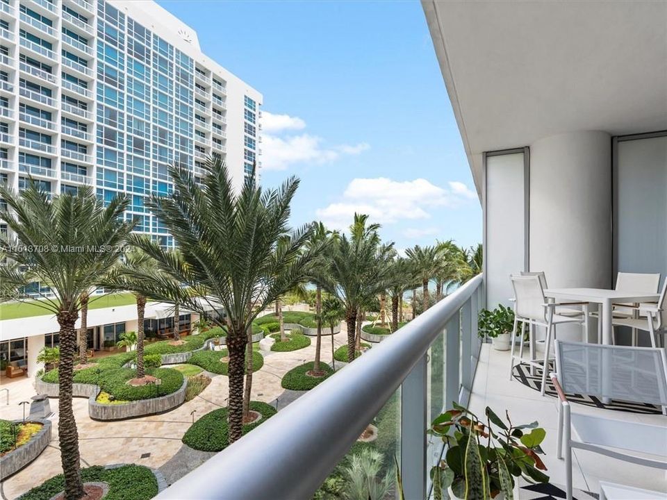 Recently Rented: $10,000 (2 beds, 2 baths, 1255 Square Feet)