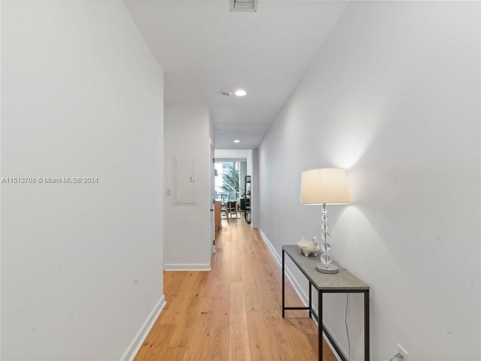 Recently Rented: $10,000 (2 beds, 2 baths, 1255 Square Feet)