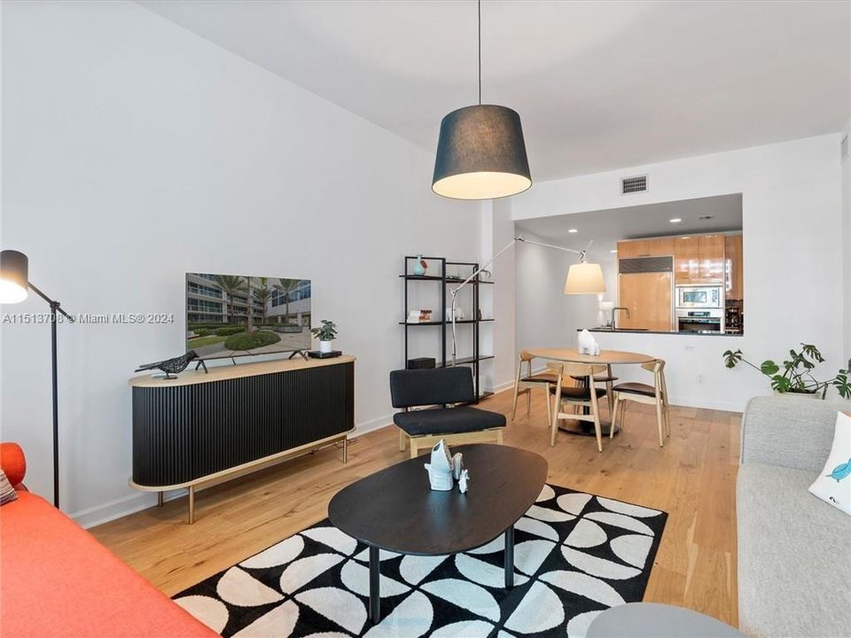 Recently Rented: $10,000 (2 beds, 2 baths, 1255 Square Feet)