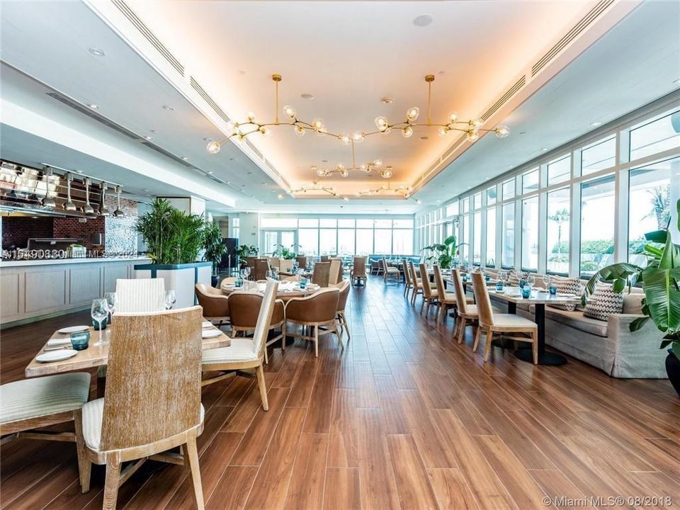 Recently Rented: $10,000 (2 beds, 2 baths, 1255 Square Feet)