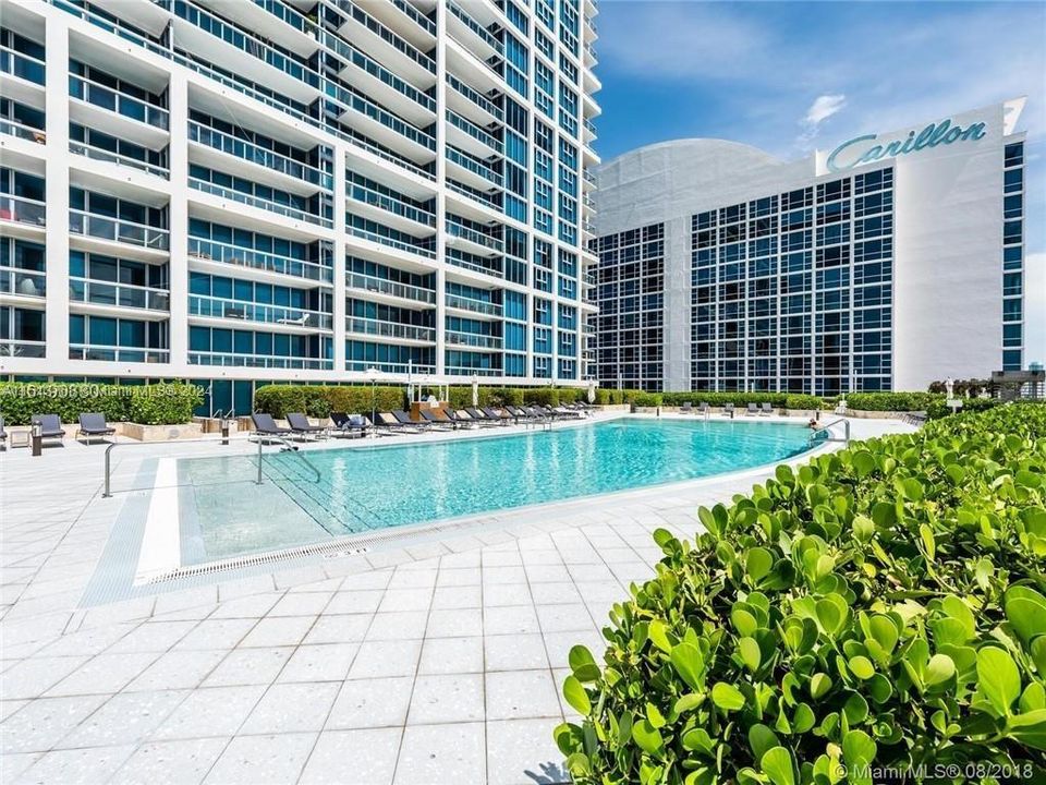 Recently Rented: $10,000 (2 beds, 2 baths, 1255 Square Feet)