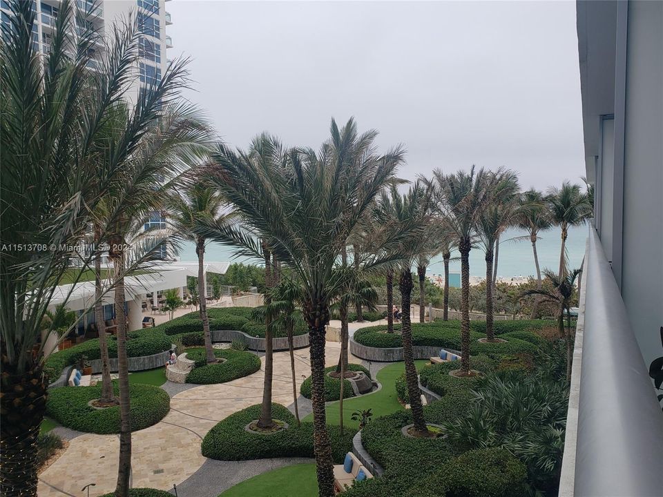 Recently Rented: $10,000 (2 beds, 2 baths, 1255 Square Feet)