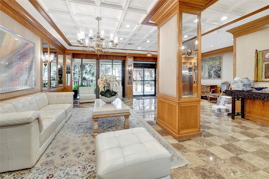 Recently Sold: $350,000 (4 beds, 4 baths, 3225 Square Feet)