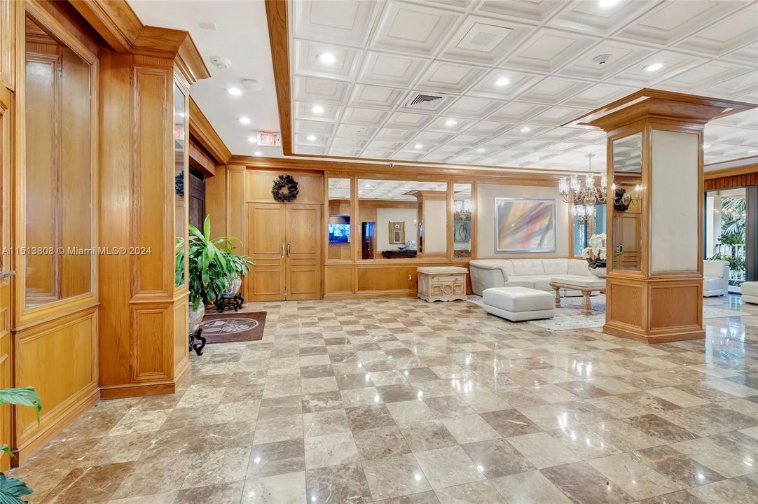 Recently Sold: $350,000 (4 beds, 4 baths, 3225 Square Feet)