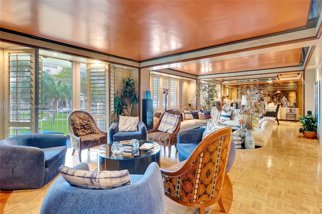 Recently Sold: $350,000 (4 beds, 4 baths, 3225 Square Feet)