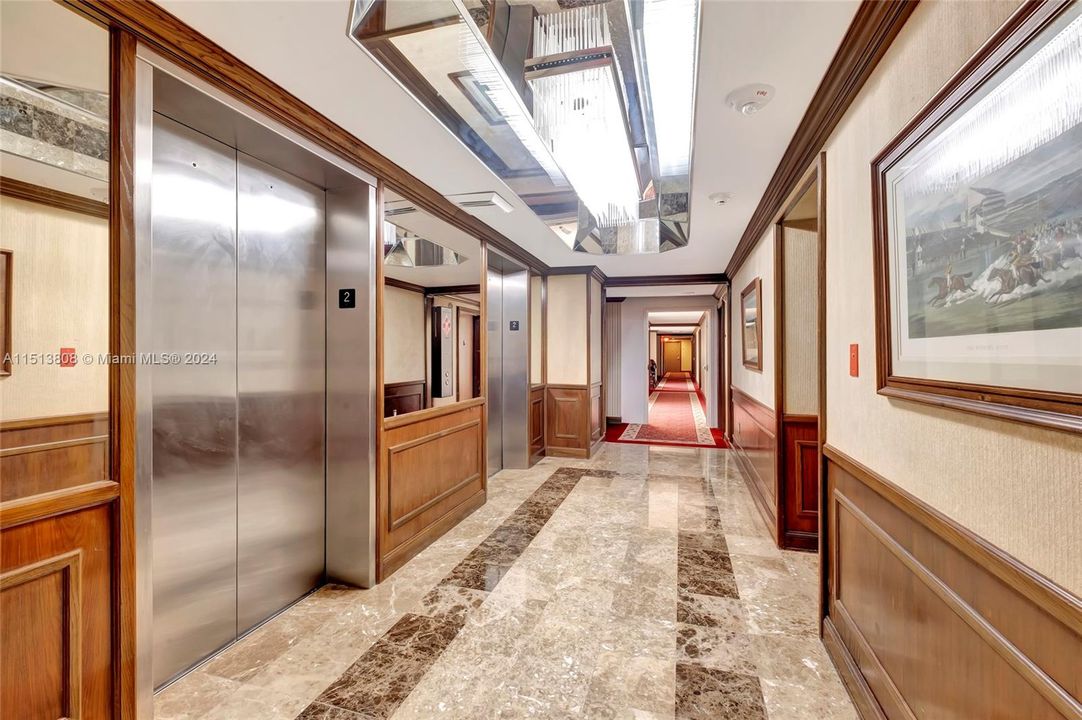 Recently Sold: $350,000 (4 beds, 4 baths, 3225 Square Feet)