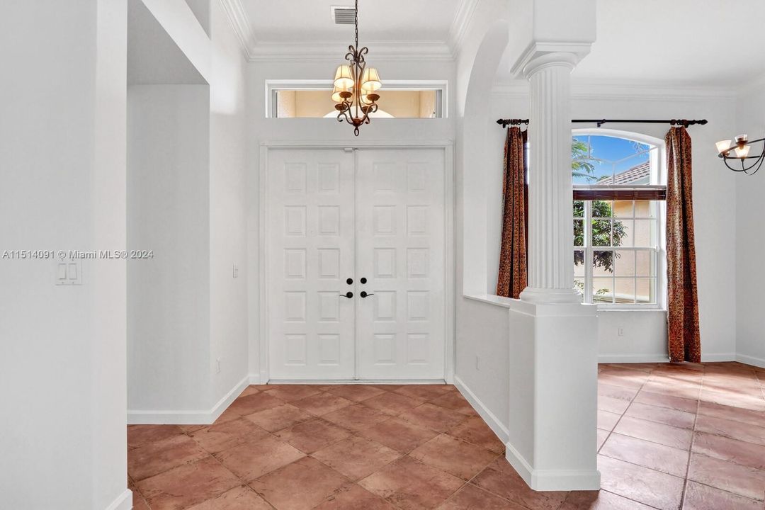 Recently Sold: $745,000 (4 beds, 3 baths, 2298 Square Feet)