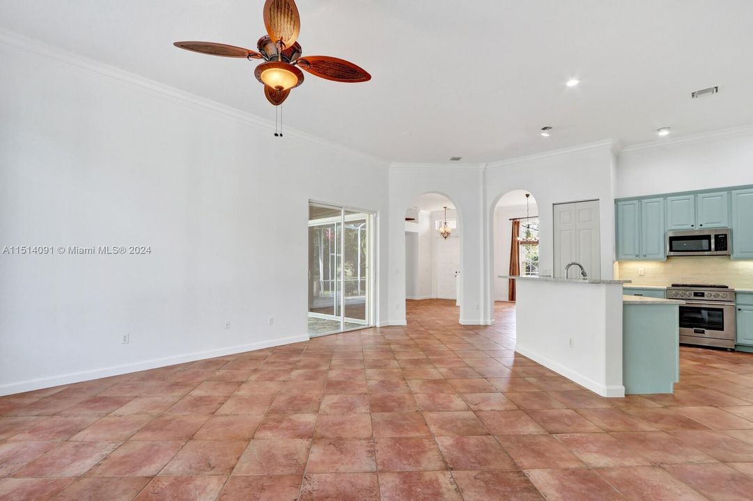 Recently Sold: $745,000 (4 beds, 3 baths, 2298 Square Feet)