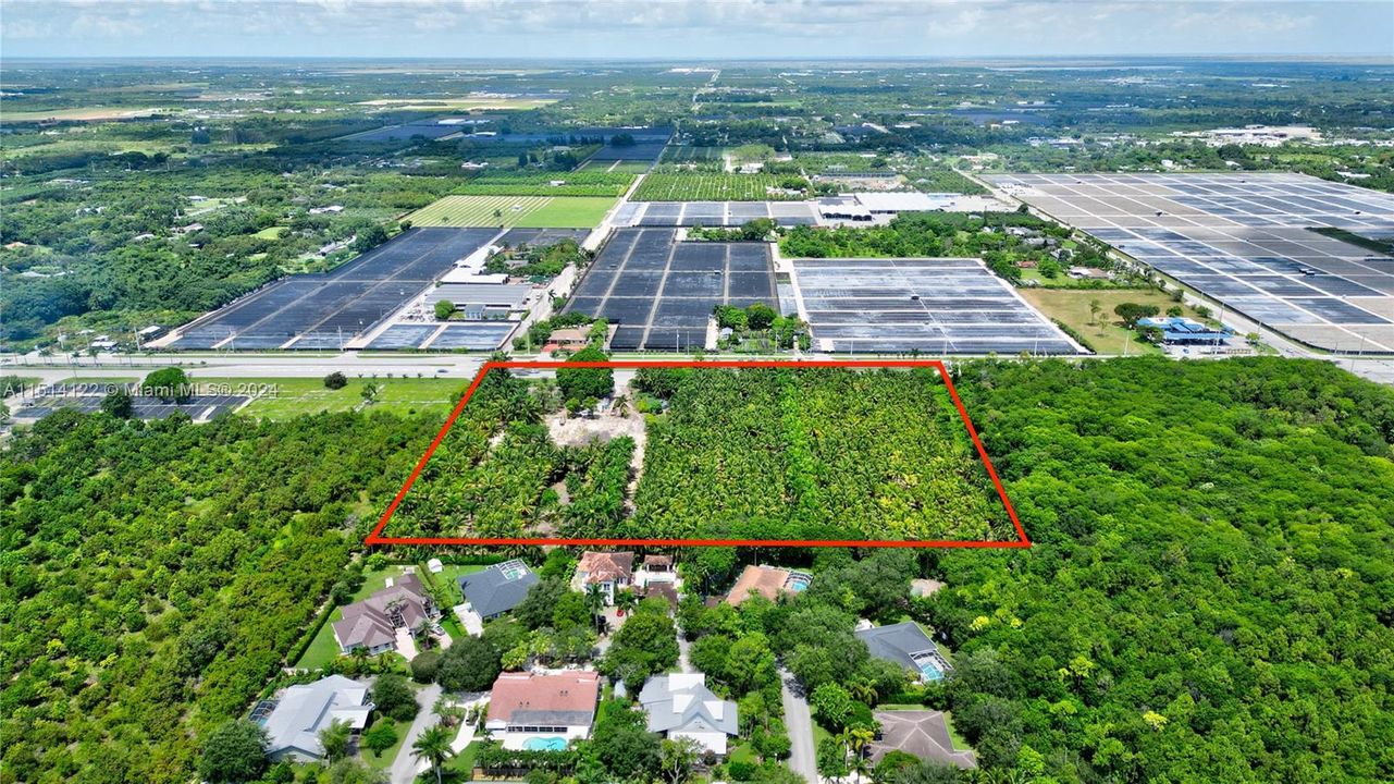 待售: $4,500,000 (8.50 acres)