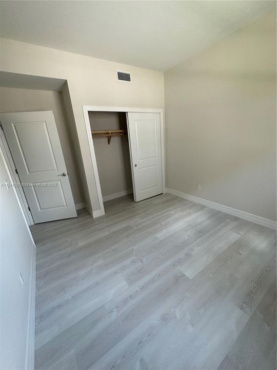 Recently Rented: $3,800 (3 beds, 2 baths, 2000 Square Feet)