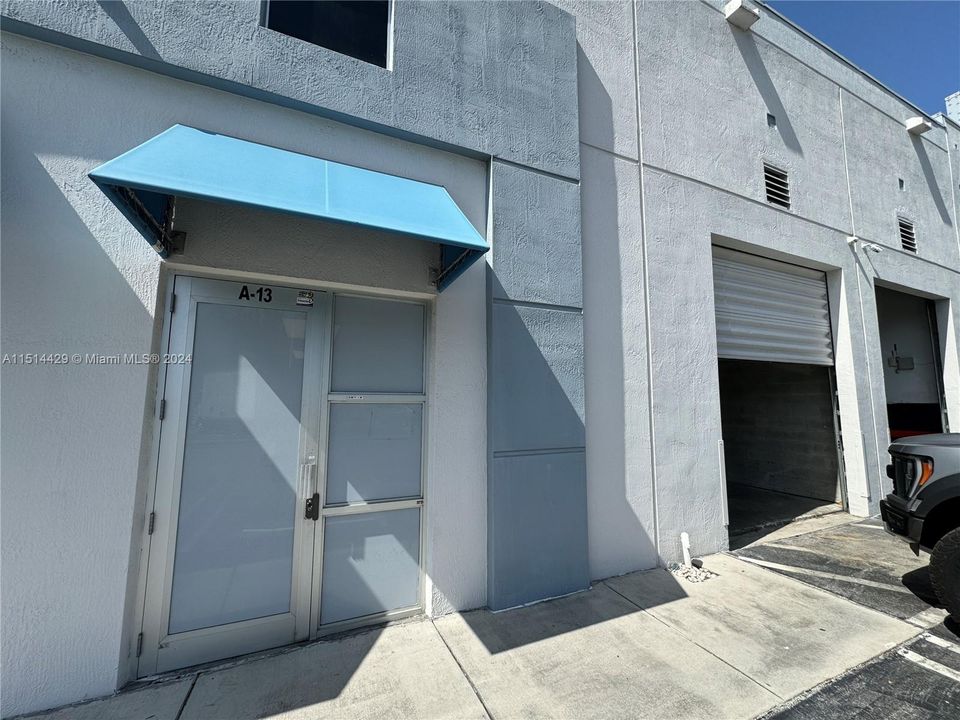 Recently Rented: $3,200 (0 beds, 0 baths, 0 Square Feet)