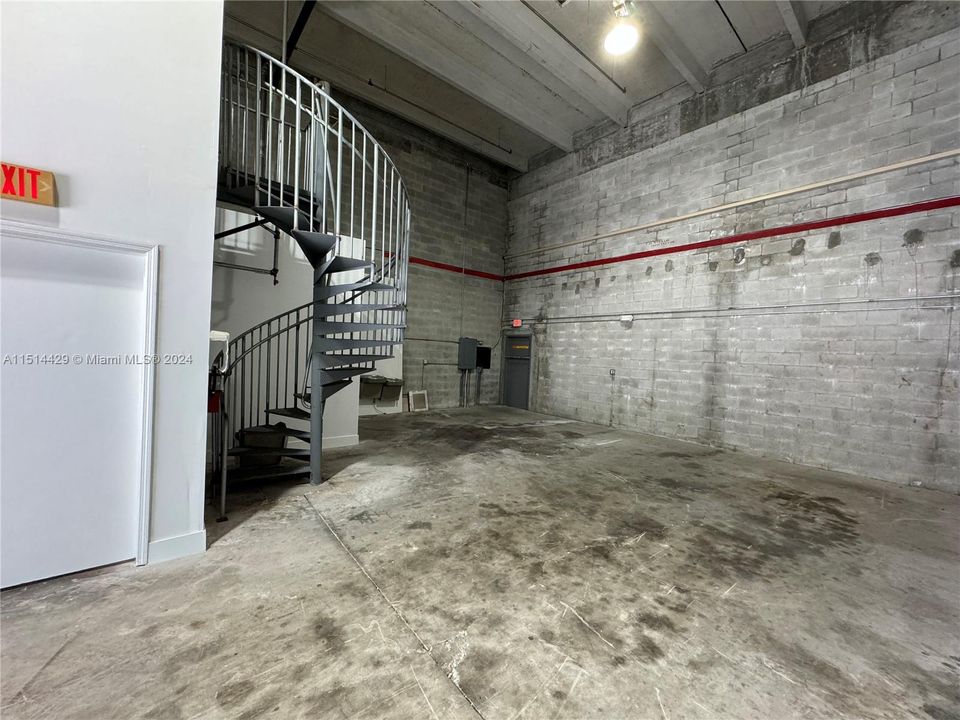 Recently Rented: $3,200 (0 beds, 0 baths, 0 Square Feet)