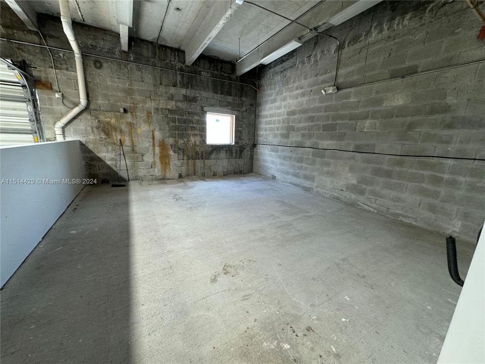 Recently Rented: $3,200 (0 beds, 0 baths, 0 Square Feet)