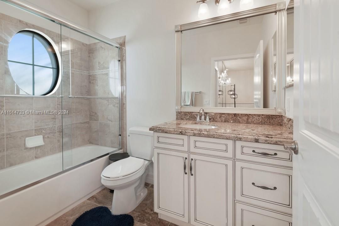 Recently Sold: $949,000 (3 beds, 2 baths, 1635 Square Feet)