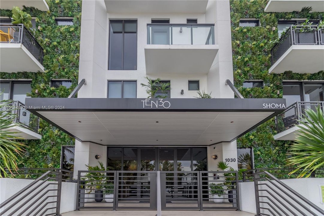 Recently Sold: $639,000 (1 beds, 1 baths, 751 Square Feet)