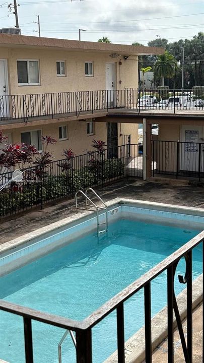 Recently Rented: $1,500 (1 beds, 1 baths, 580 Square Feet)