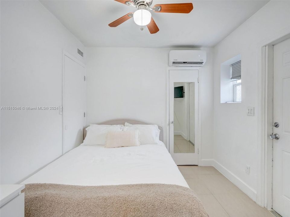 Recently Sold: $709,900 (4 beds, 3 baths, 1432 Square Feet)