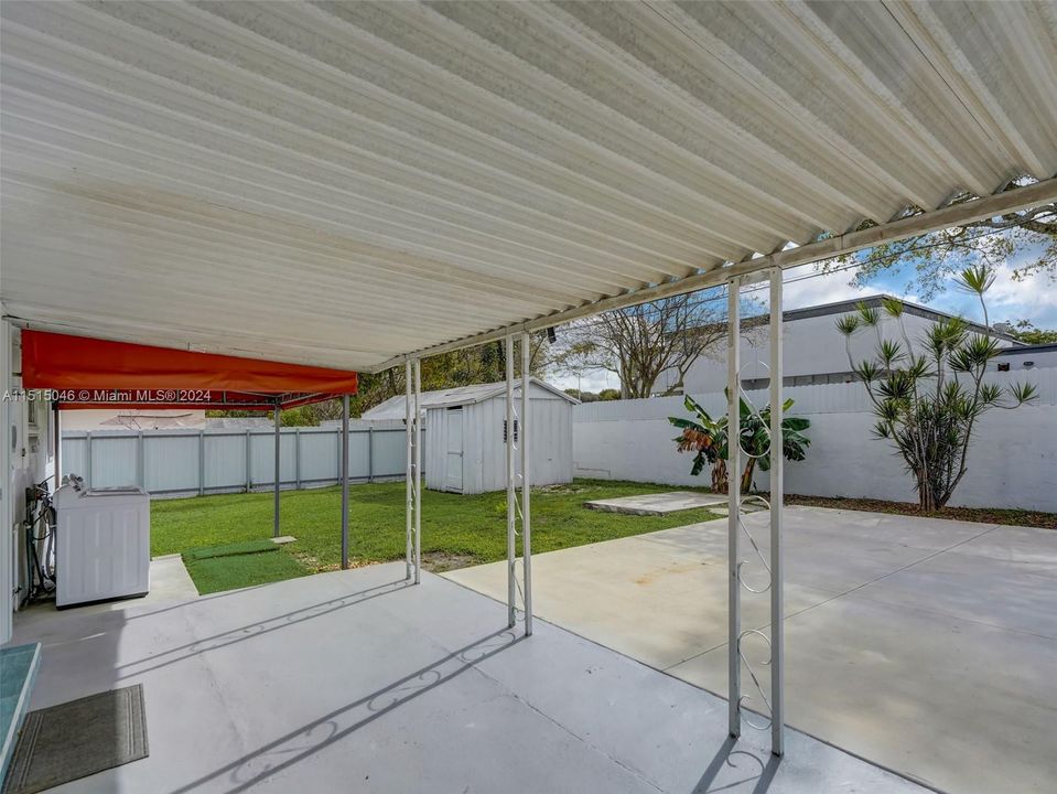 Recently Sold: $709,900 (4 beds, 3 baths, 1432 Square Feet)