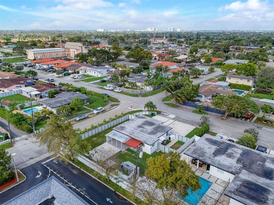 Recently Sold: $709,900 (4 beds, 3 baths, 1432 Square Feet)