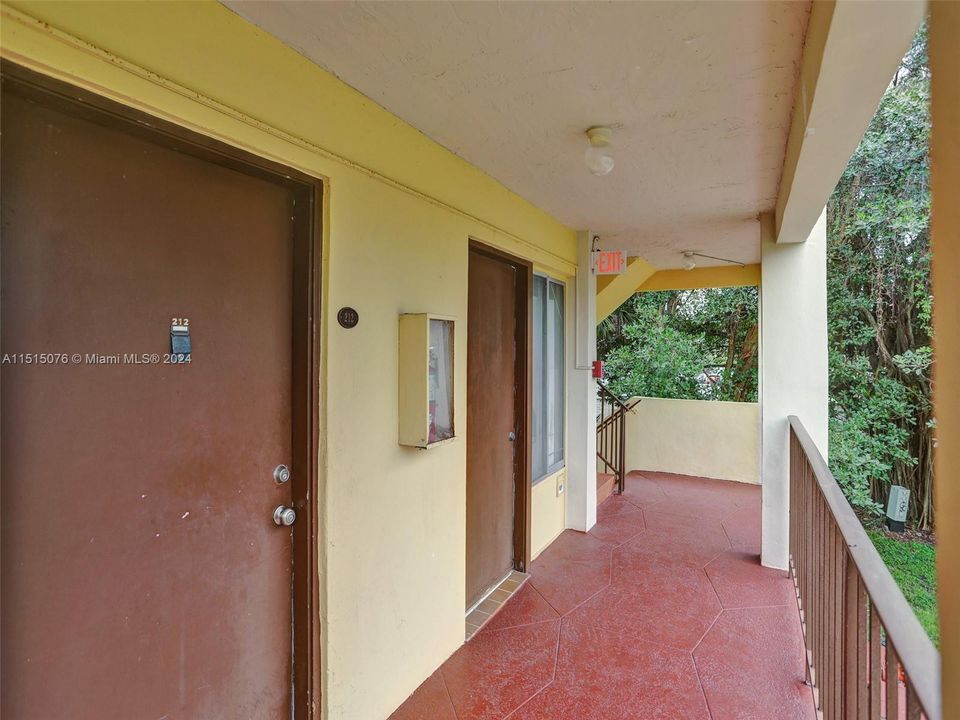 Recently Rented: $2,500 (2 beds, 2 baths, 1113 Square Feet)